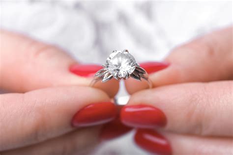 do pawn shops buy engagement rings